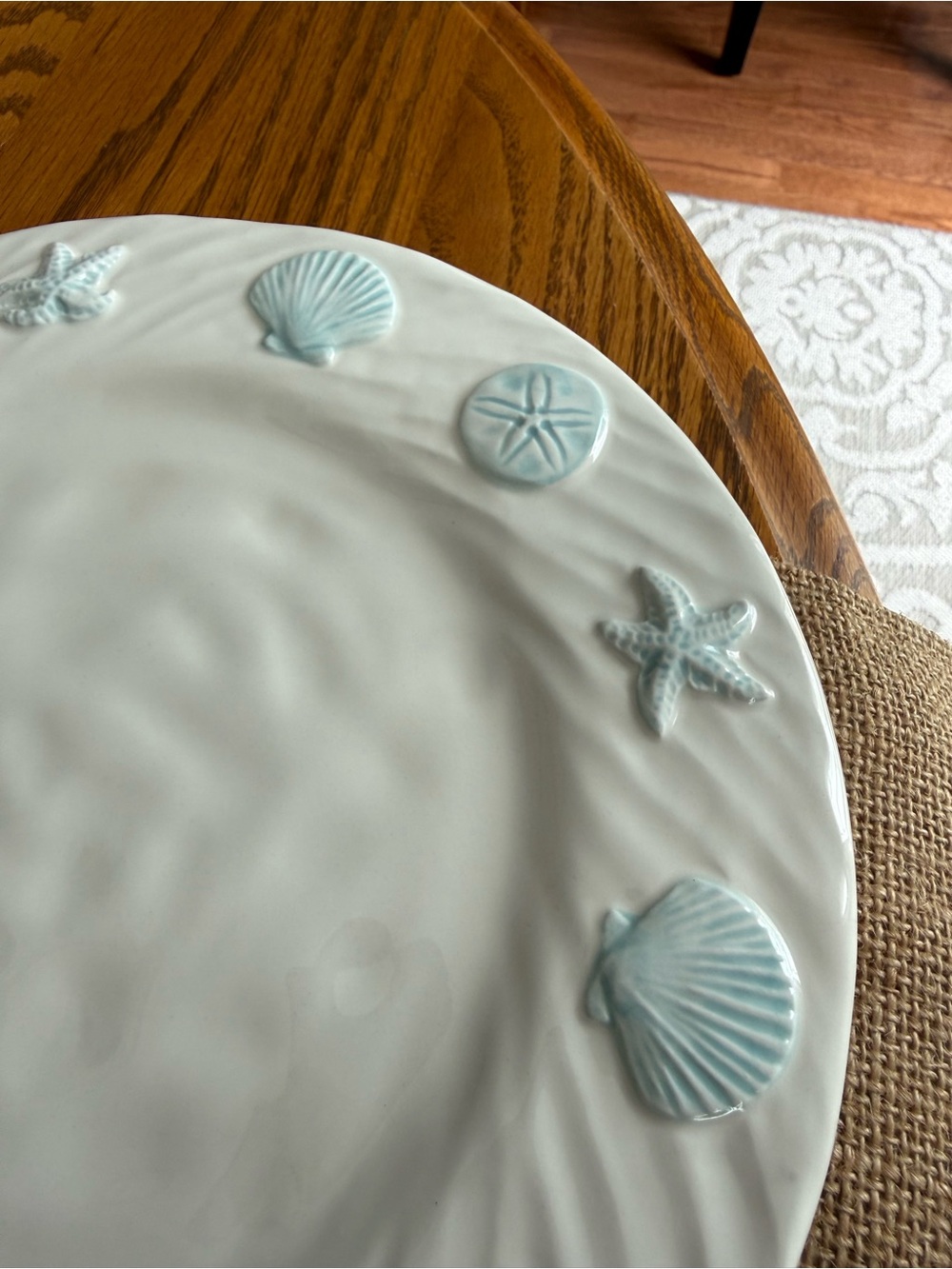 Ceramic Dessert or Salad Plates with Light Blue Sea Shell Accent - Set of 4 - Picture 2 of 3